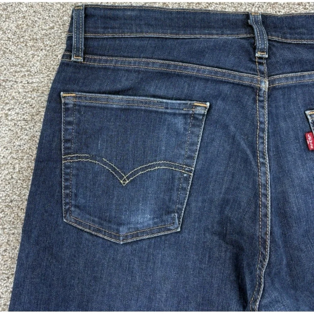 Levis 513 Slim Straight Jeans Mens 32x30 (Fits 34x30) Blue Dark Wash Wallet Fade